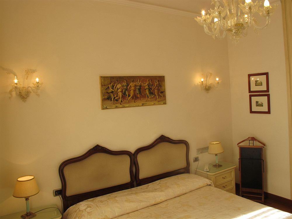 C-Hotels De Rose Palace Florenz Exterior foto