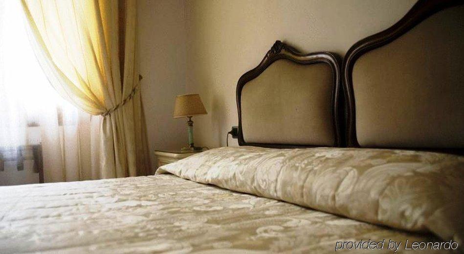 C-Hotels De Rose Palace Florenz Exterior foto