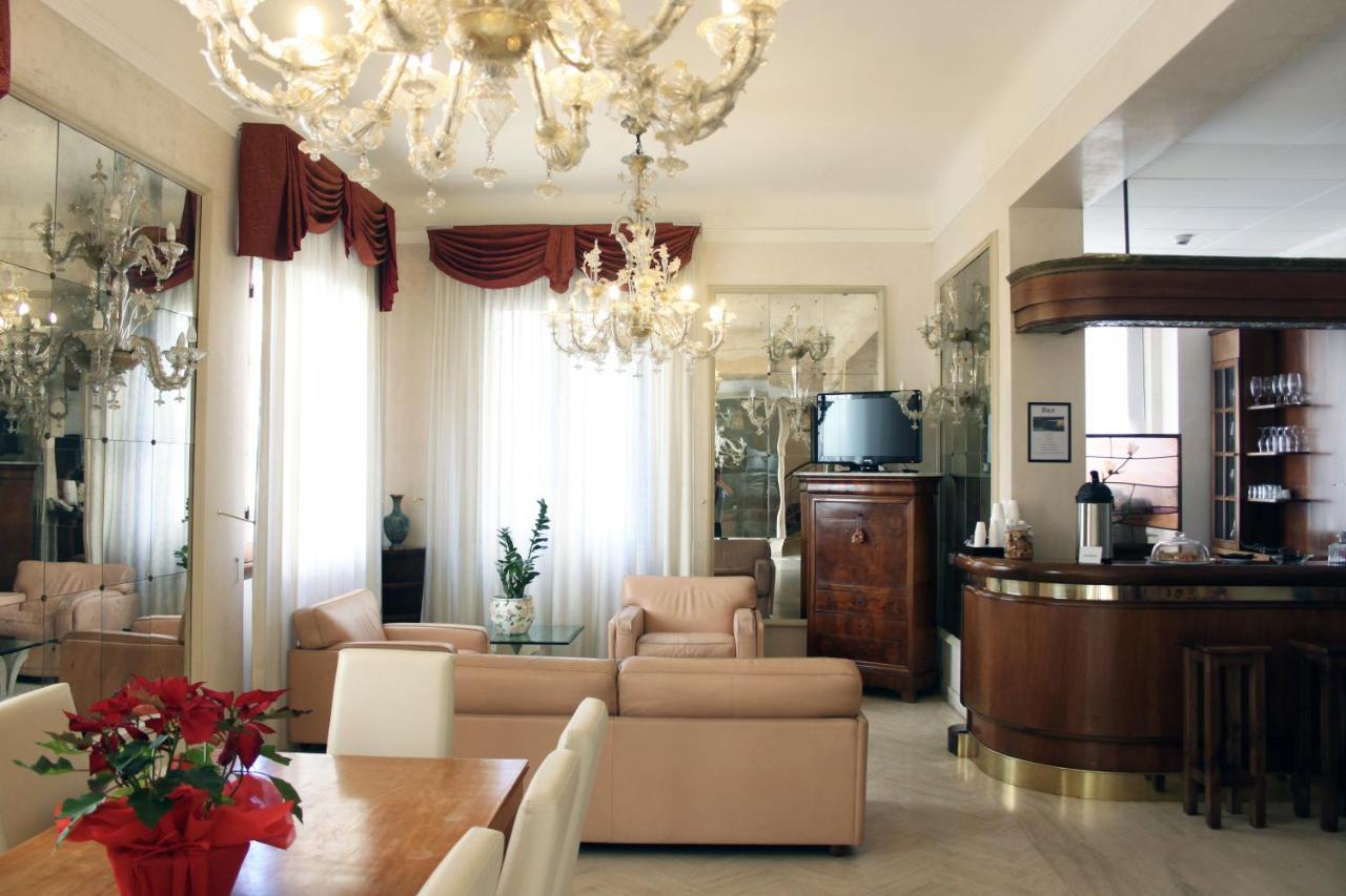 C-Hotels De Rose Palace Florenz Exterior foto